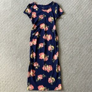 Short sleeve floral midi maternity dress